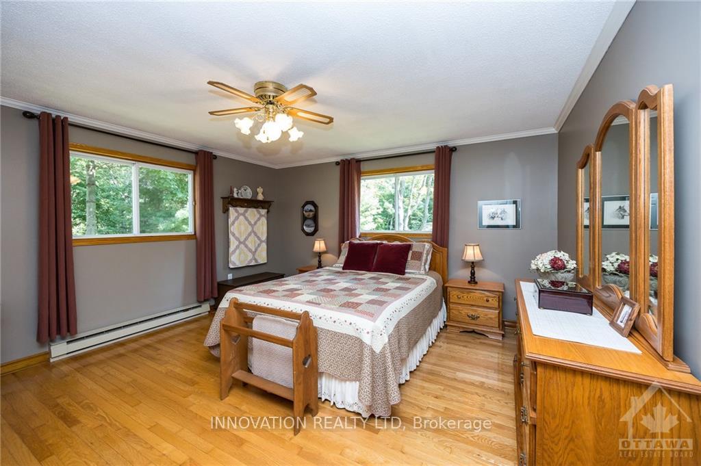 Photo 4 of 3303 Drummond Conc 9A, Tay Valley, Bathurst/Burgess & Sherbrooke (Bathurst) Twp — HOMEH