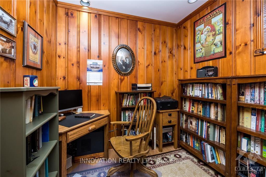 Photo 11 of 3303 Drummond Conc 9A, Tay Valley, Bathurst/Burgess & Sherbrooke (Bathurst) Twp — HOMEH