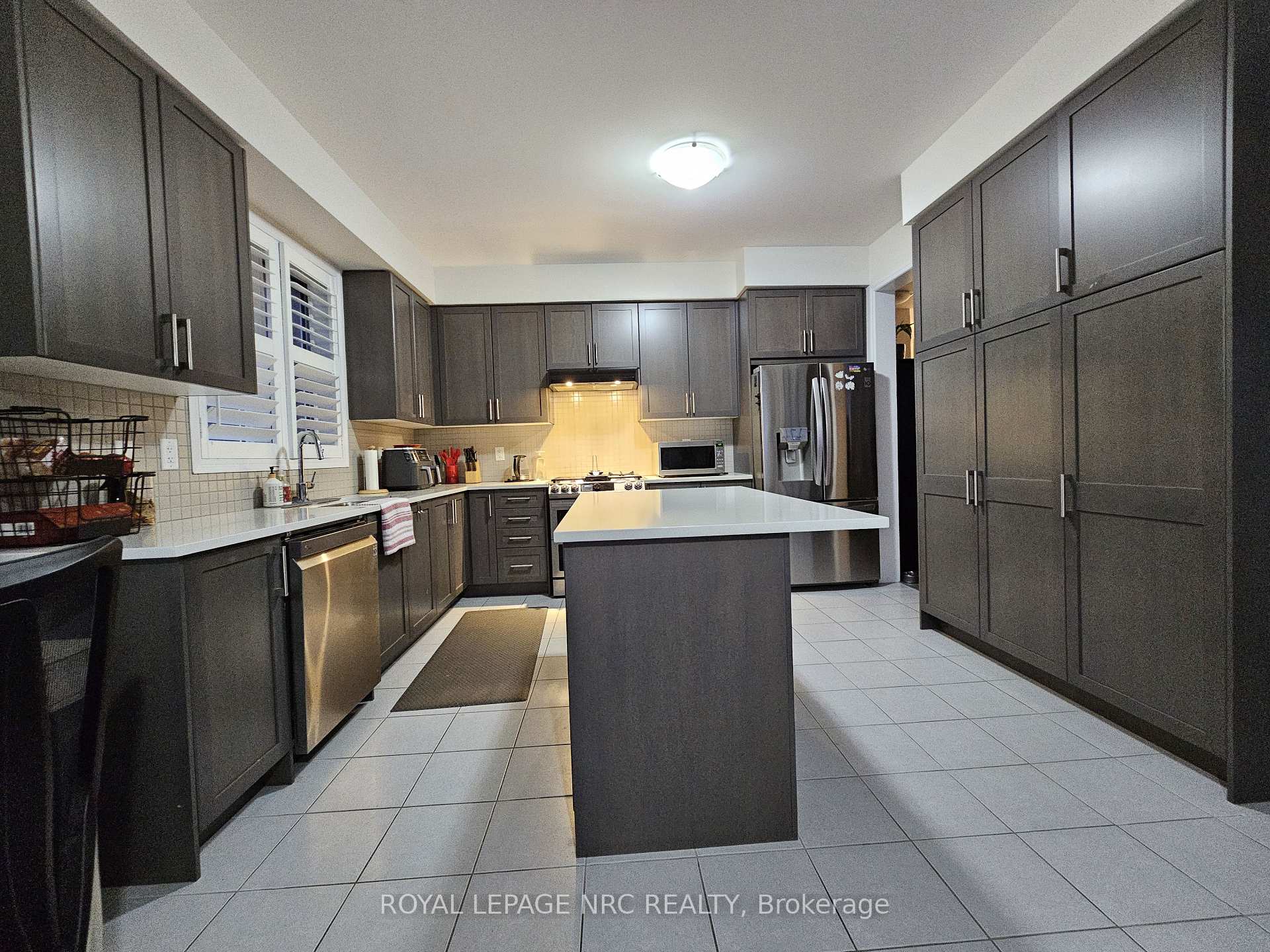 Photo 5 of 04 Vaughn Drive, Thorold, Hurricane/Merrittville — HOMEH