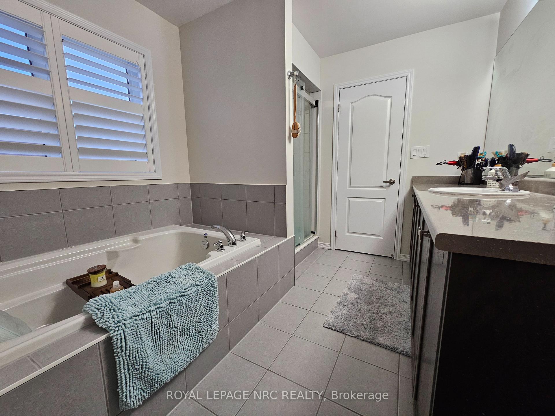 Photo 16 of 04 Vaughn Drive, Thorold, Hurricane/Merrittville — HOMEH