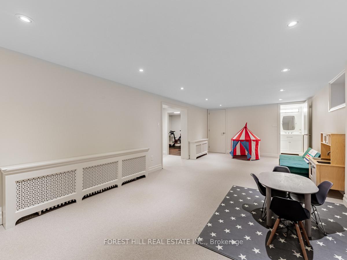 Photo 35 of 76 Ridge Hill Drive, Toronto, Forest Hill North — HOMEH