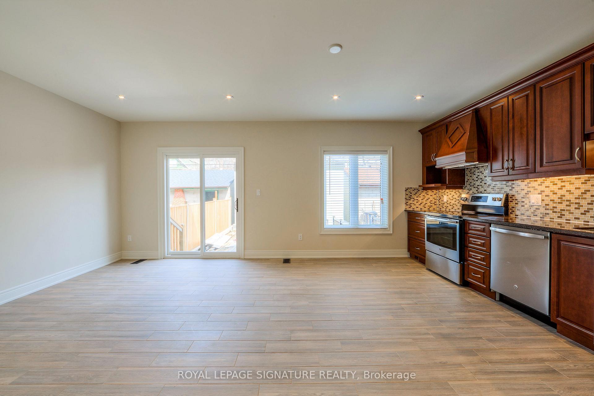 Photo 20 of Unit 1, 235 Beatrice Street, Toronto, Palmerston-Little Italy — HOMEH