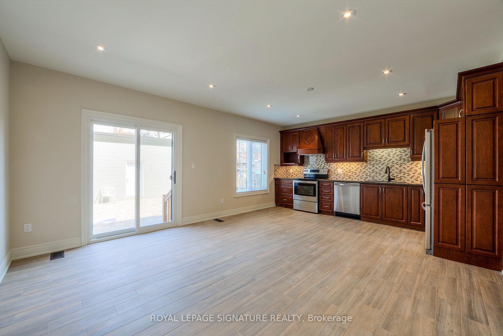 Photo 23 of Unit 1, 235 Beatrice Street, Toronto, Palmerston-Little Italy — HOMEH