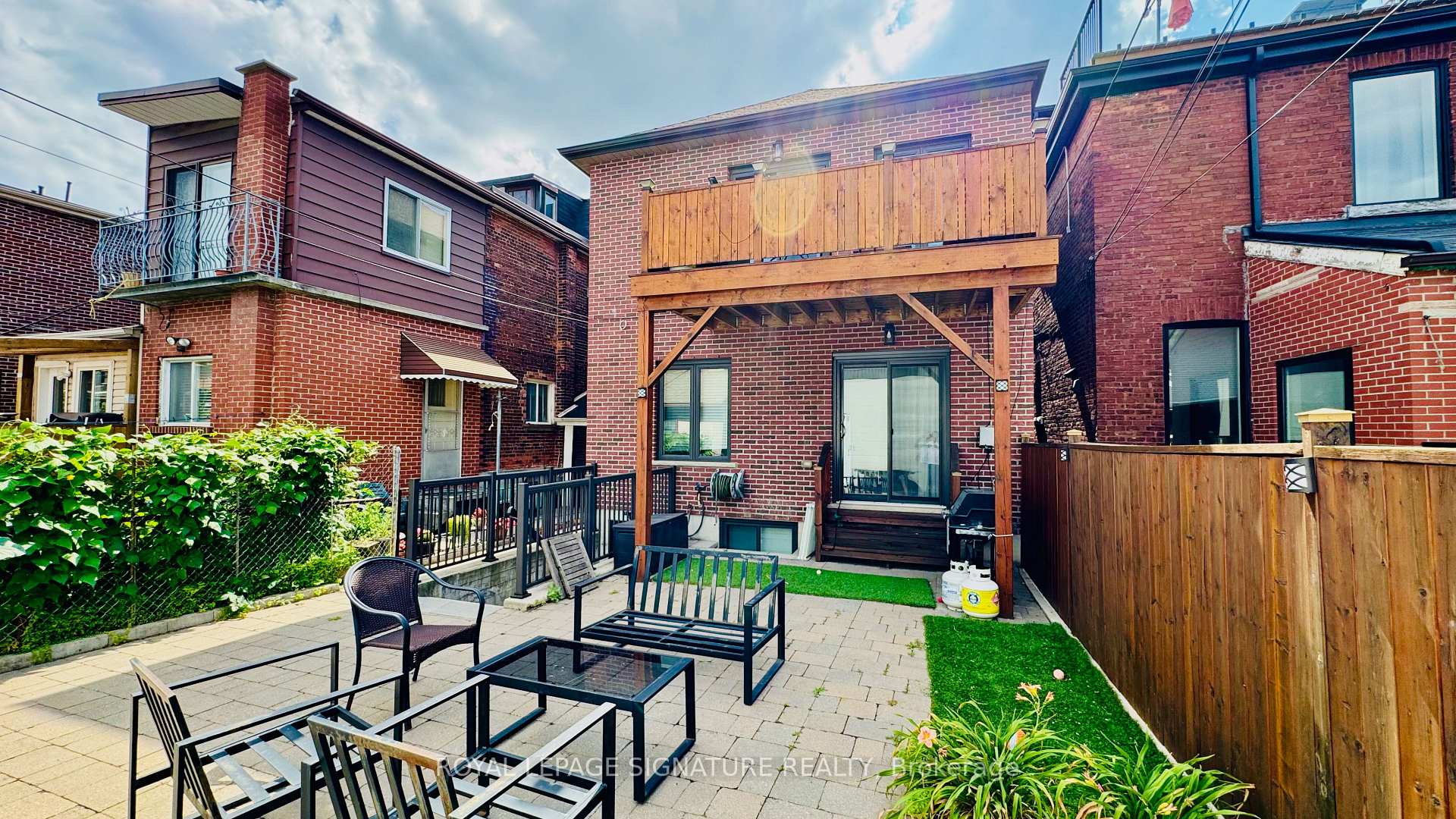 Photo 26 of Unit 1, 235 Beatrice Street, Toronto, Palmerston-Little Italy — HOMEH