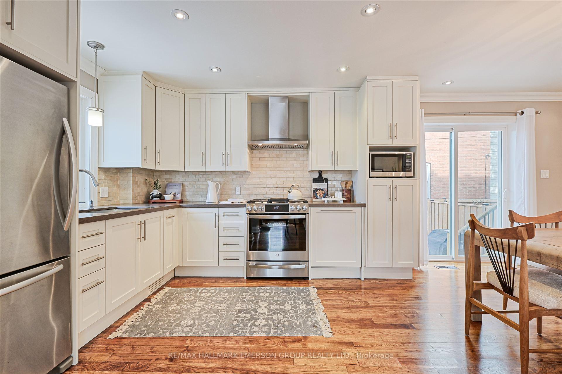 Photo 10 of 158 Roslin Avenue, Toronto, Lawrence Park North — HOMEH