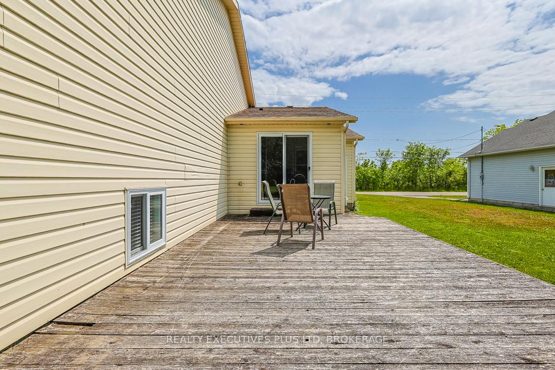 Photo 10 of 1496 Barron Road, Thorold, Port Robinson — HOMEH