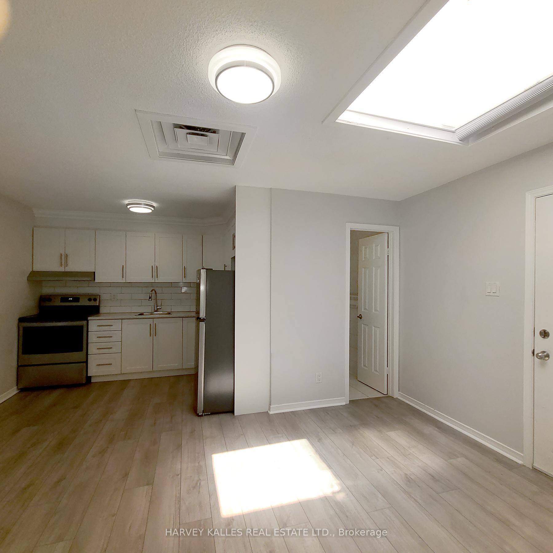 Photo 5 of Unit B, 201 Augusta Avenue, Toronto, Kensington-Chinatown — HOMEH