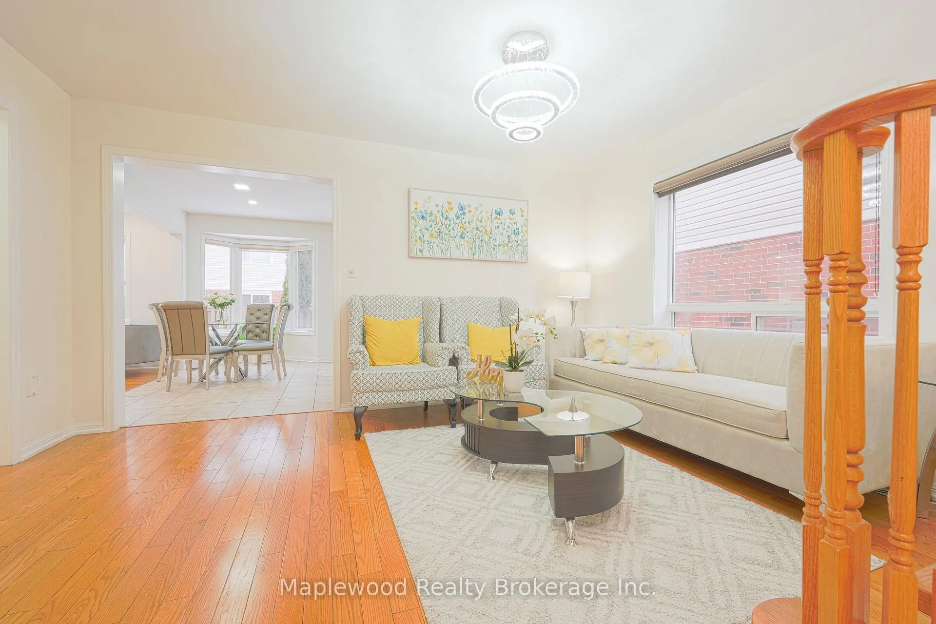 Photo 3 of 7 Chudleigh Avenue, Brampton, Credit Valley — HOMEH