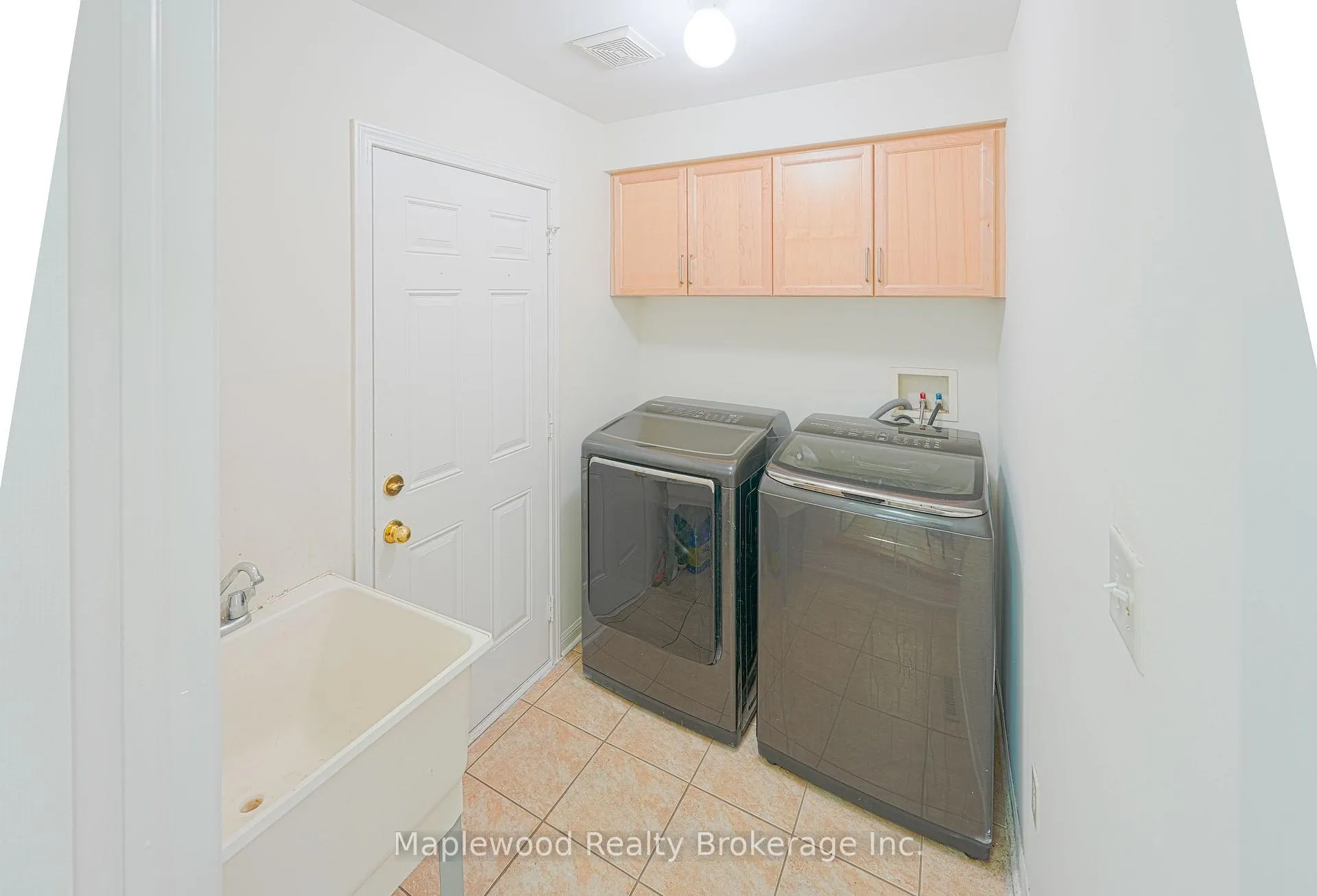 Photo 17 of 7 Chudleigh Avenue, Brampton, Credit Valley — HOMEH