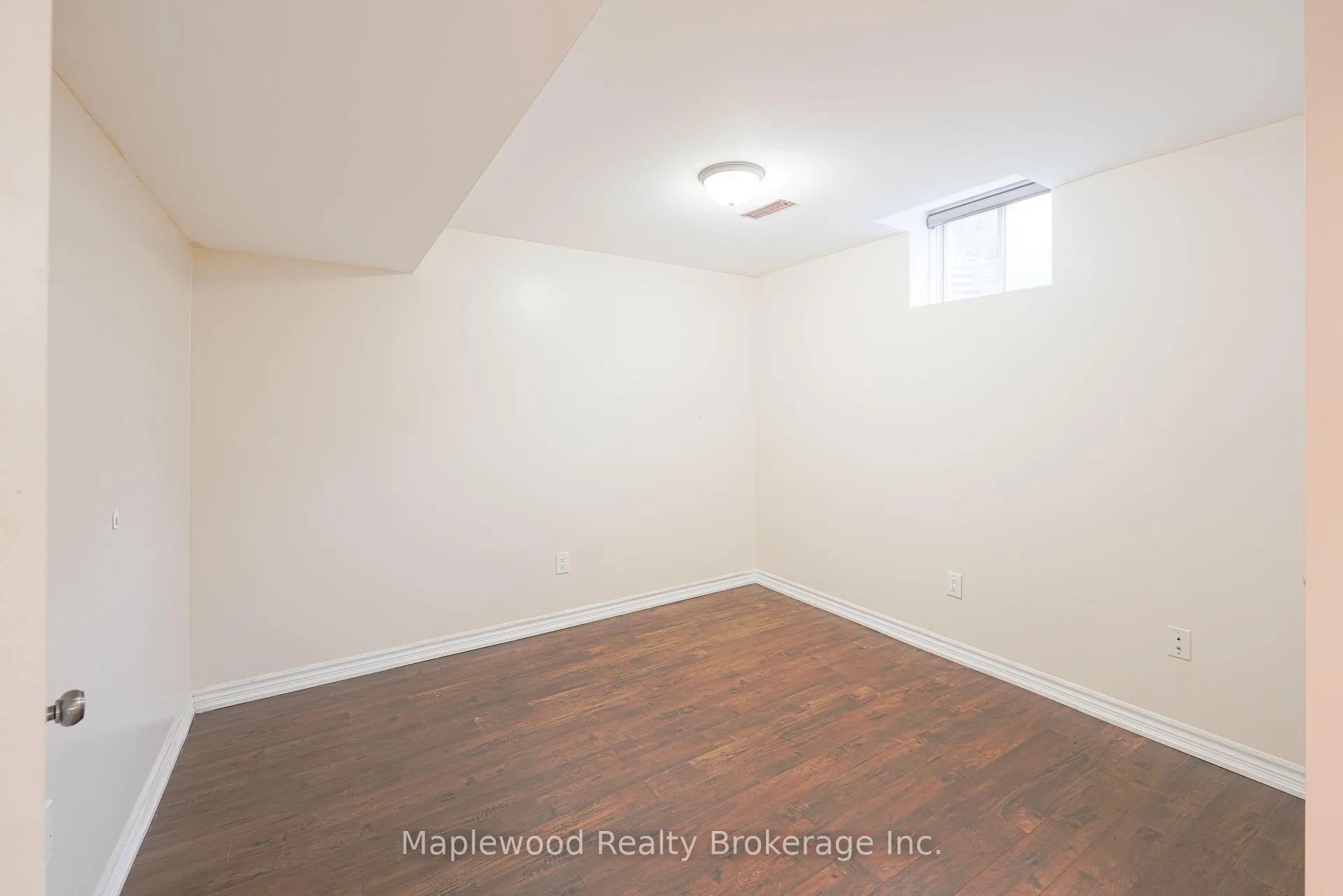 Photo 26 of 7 Chudleigh Avenue, Brampton, Credit Valley — HOMEH