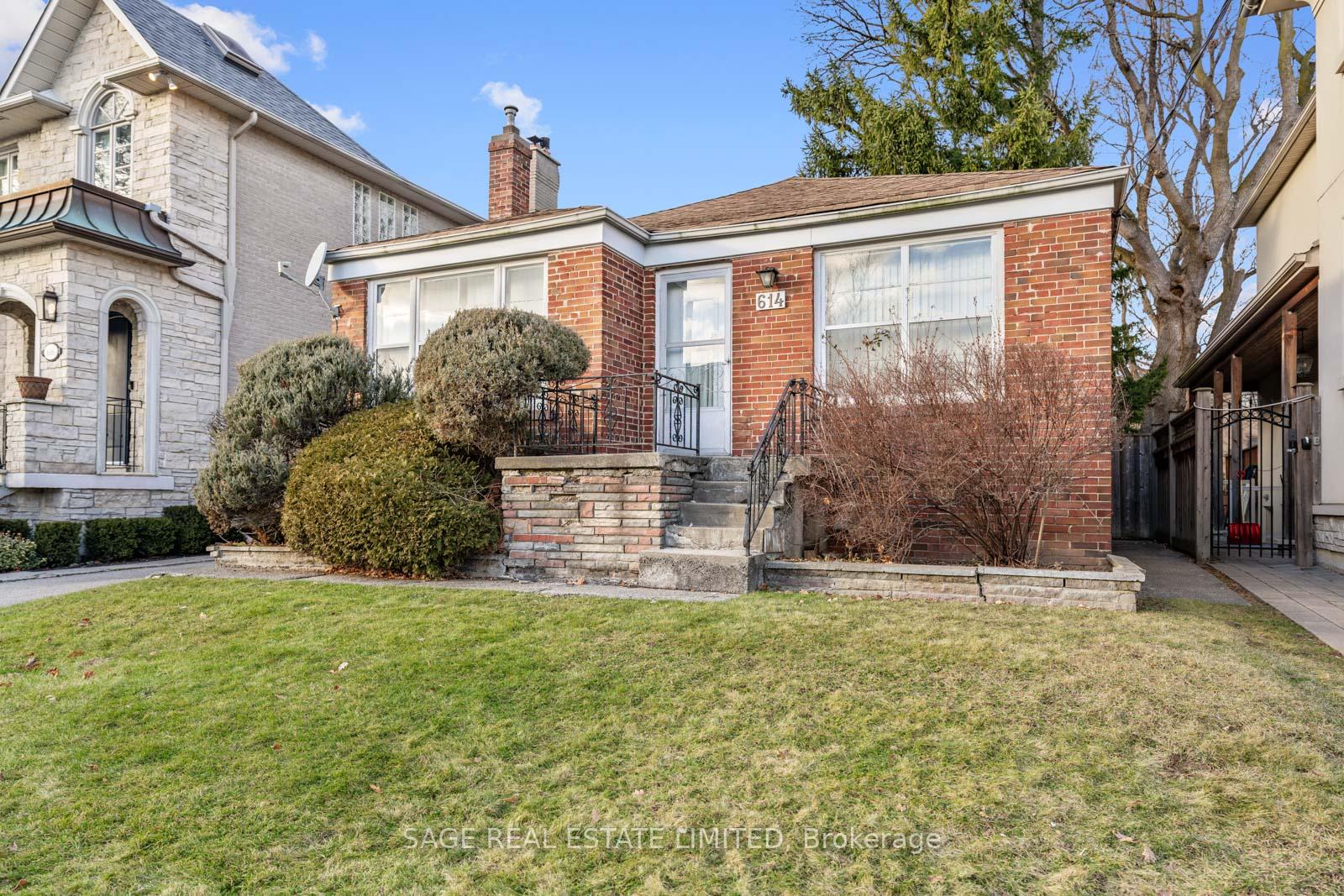 Photo 6 of 614 St Germain Avenue, Toronto, Bedford Park-Nortown — HOMEH