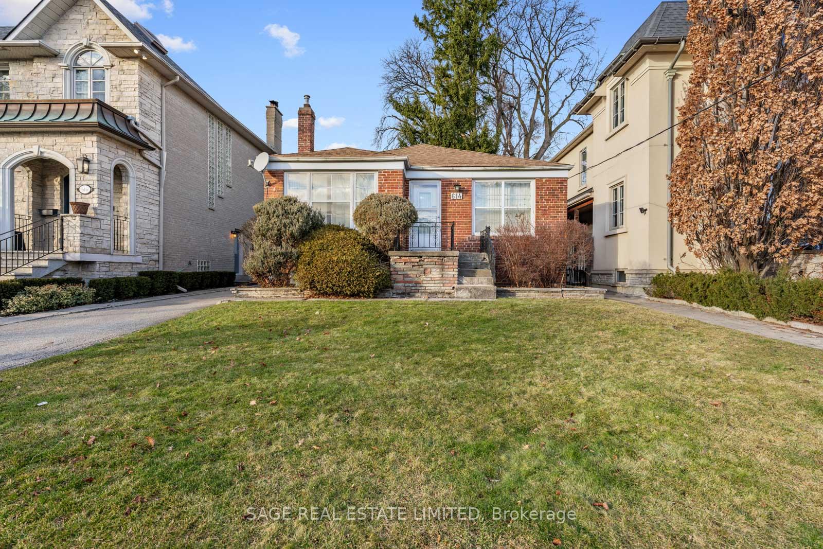 Photo 8 of 614 St Germain Avenue, Toronto, Bedford Park-Nortown — HOMEH