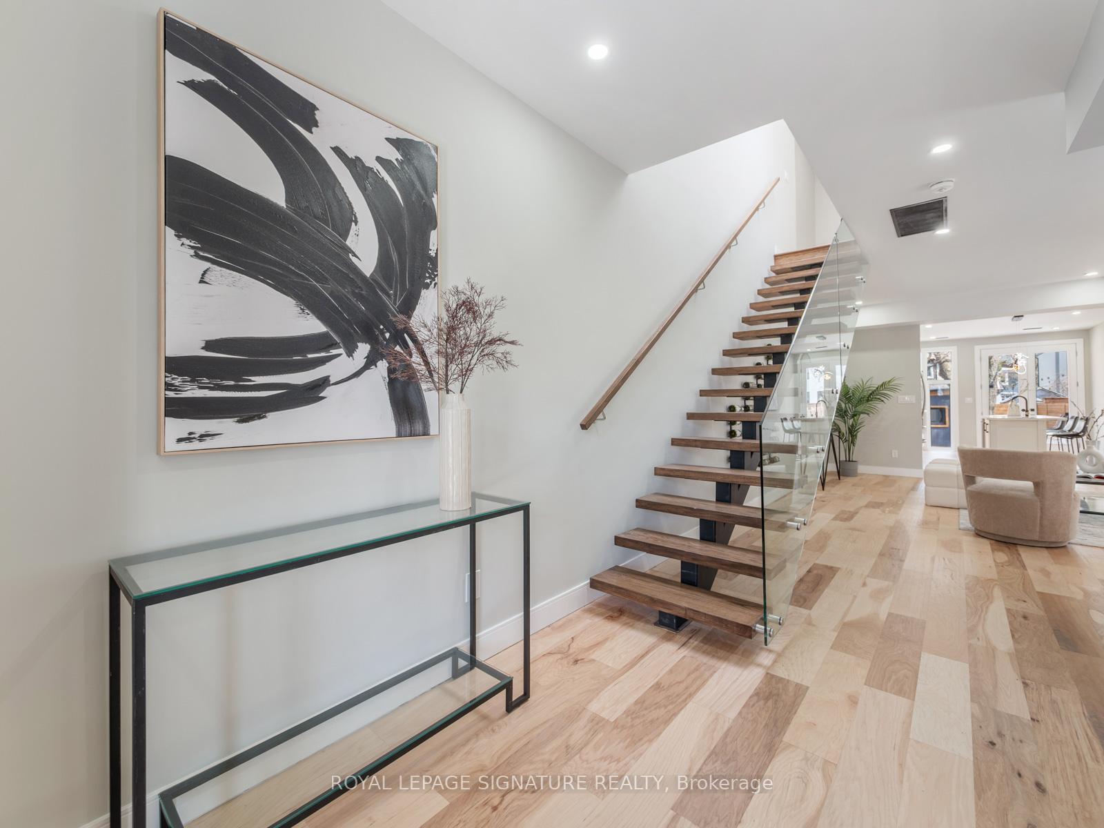 Photo 18 of 201 Gledhill Avenue, Toronto, Woodbine-Lumsden — HOMEH