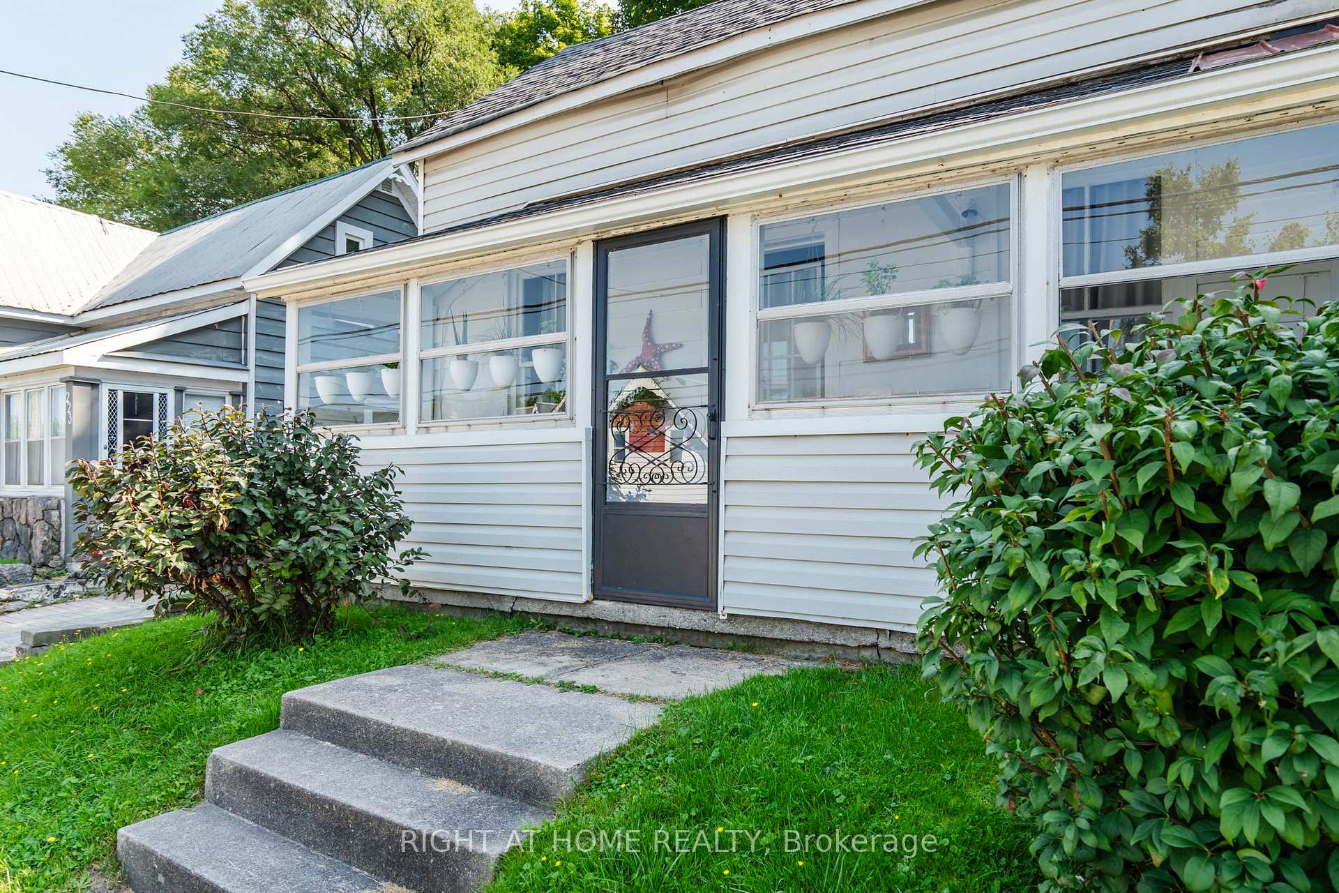 Photo 5 of 229 William Street, Tay, Victoria Harbour — HOMEH