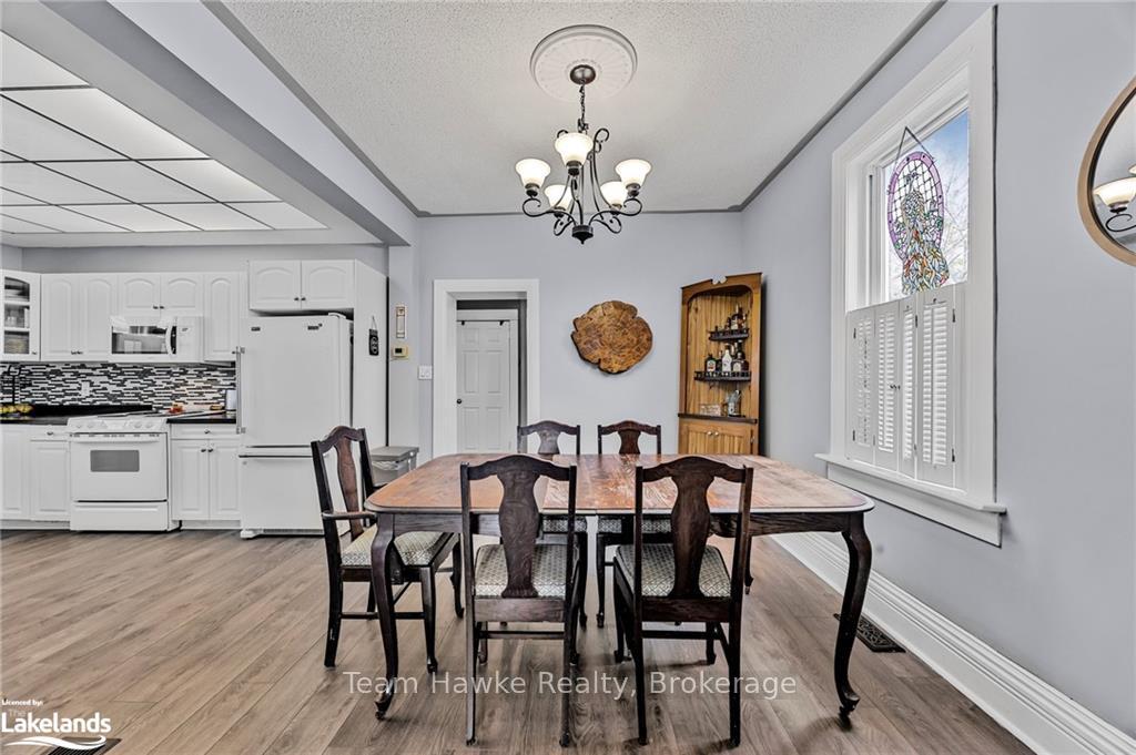 Photo 8 of 501 Talbot Street, Tay, Port McNicoll — HOMEH
