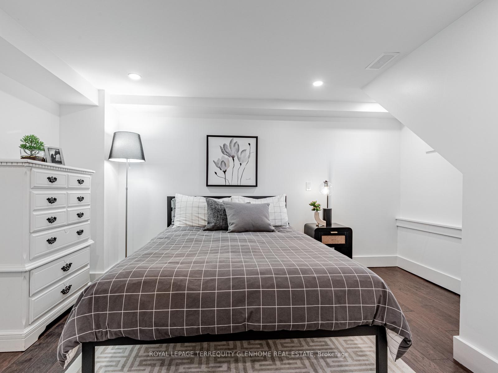 Photo 23 of 140 Monarch Park Avenue, Toronto, Danforth — HOMEH