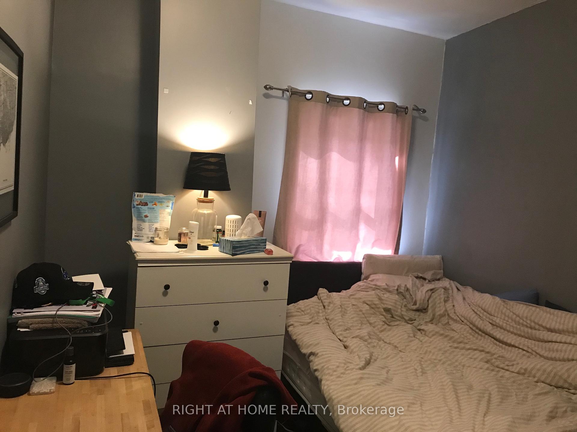 Photo 8 of Unit 1, 168 Huron Street, Toronto, Kensington-Chinatown — HOMEH