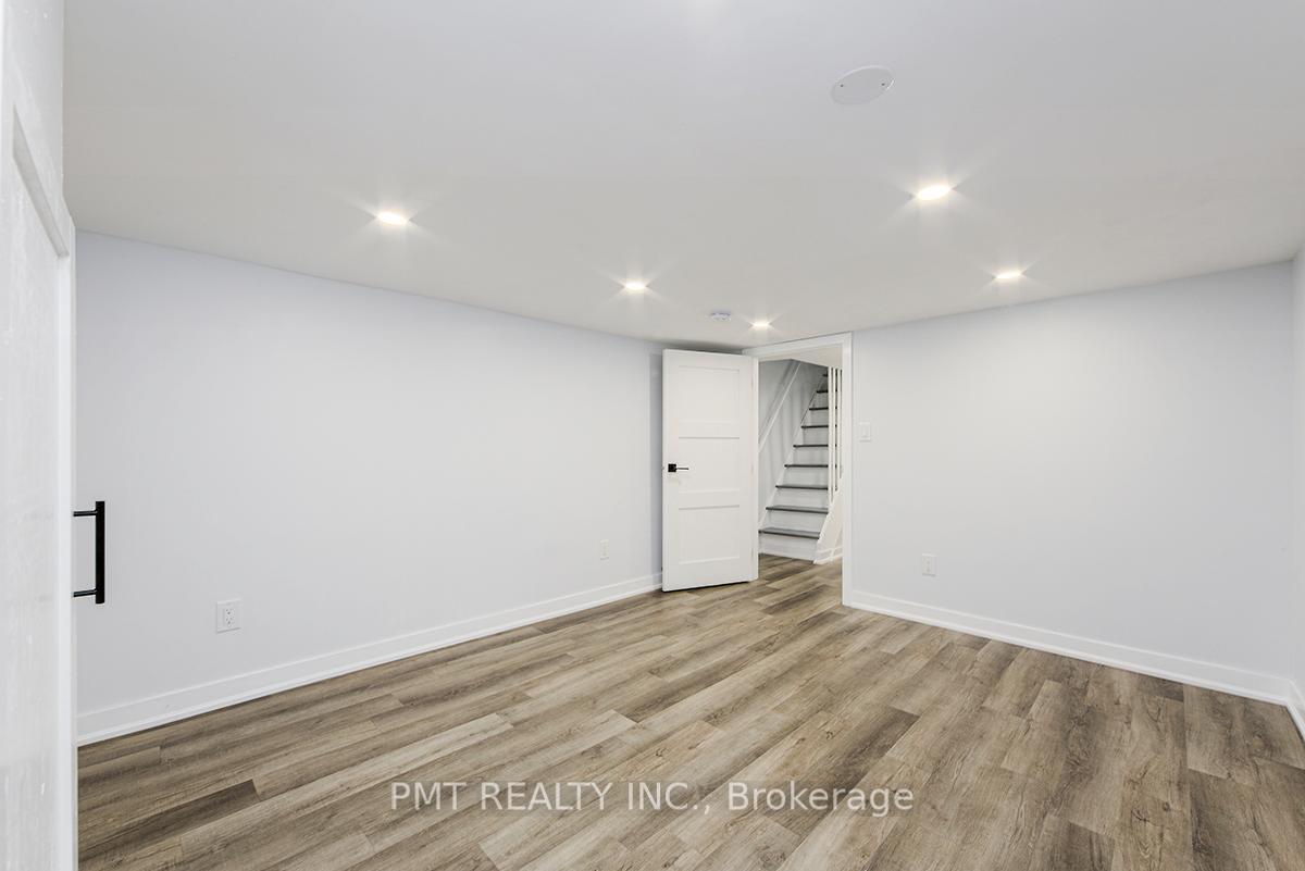 Photo 13 of Unit Main, 863 Pape Avenue, Toronto, Danforth Village-East York — HOMEH