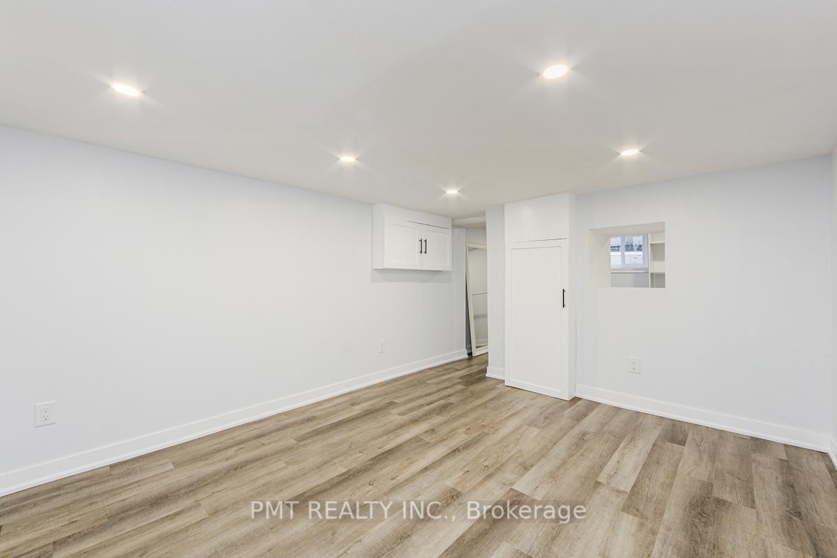 Photo 14 of Unit Main, 863 Pape Avenue, Toronto, Danforth Village-East York — HOMEH