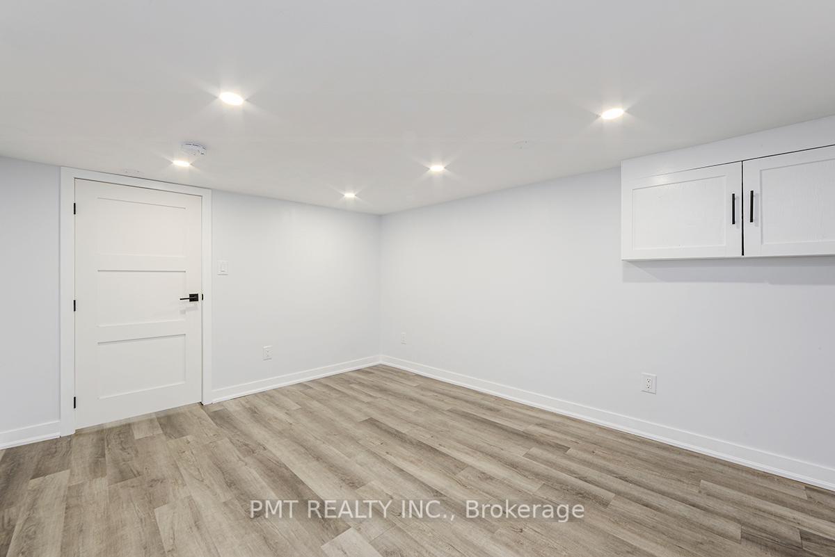 Photo 16 of Unit Main, 863 Pape Avenue, Toronto, Danforth Village-East York — HOMEH