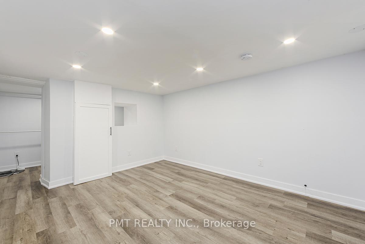 Photo 17 of Unit Main, 863 Pape Avenue, Toronto, Danforth Village-East York — HOMEH