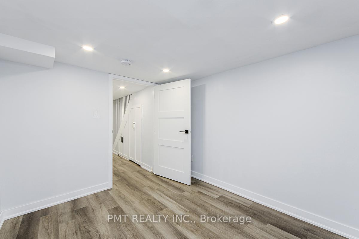 Photo 18 of Unit Main, 863 Pape Avenue, Toronto, Danforth Village-East York — HOMEH