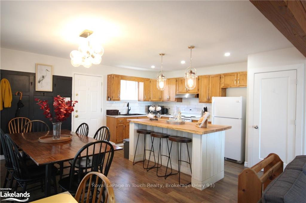 Photo 3 of 51 Grandview Road, Tay, Rural Tay — HOMEH