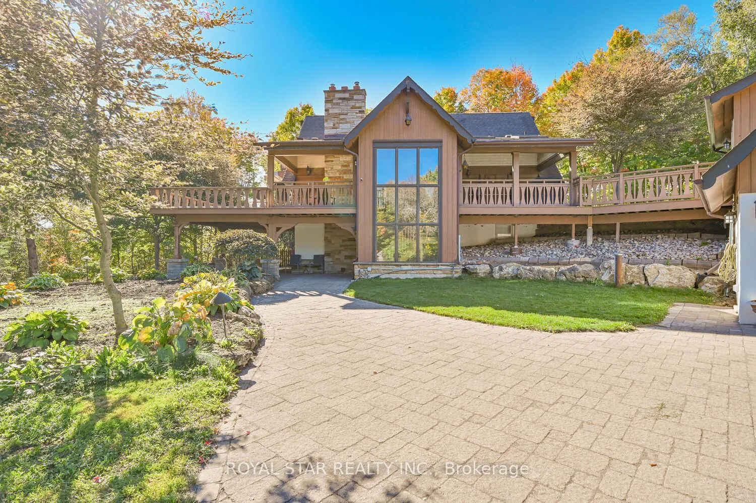 Photo 2 of 29 Cedar Drive, Caledon, Rural Caledon — HOMEH