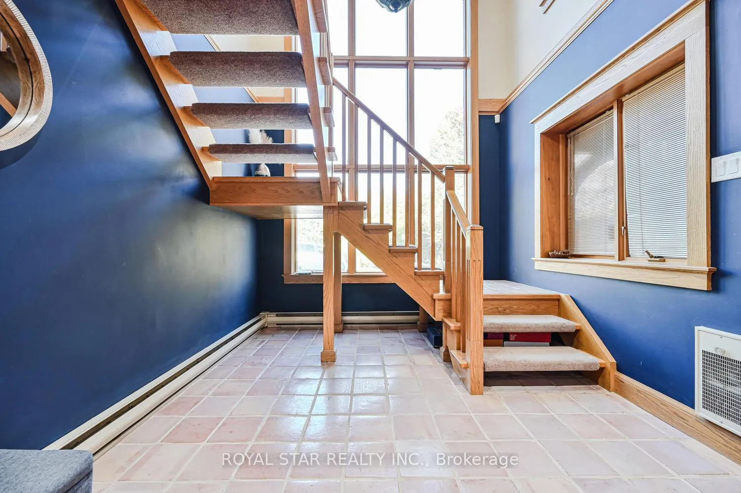 Photo 8 of 29 Cedar Drive, Caledon, Rural Caledon — HOMEH
