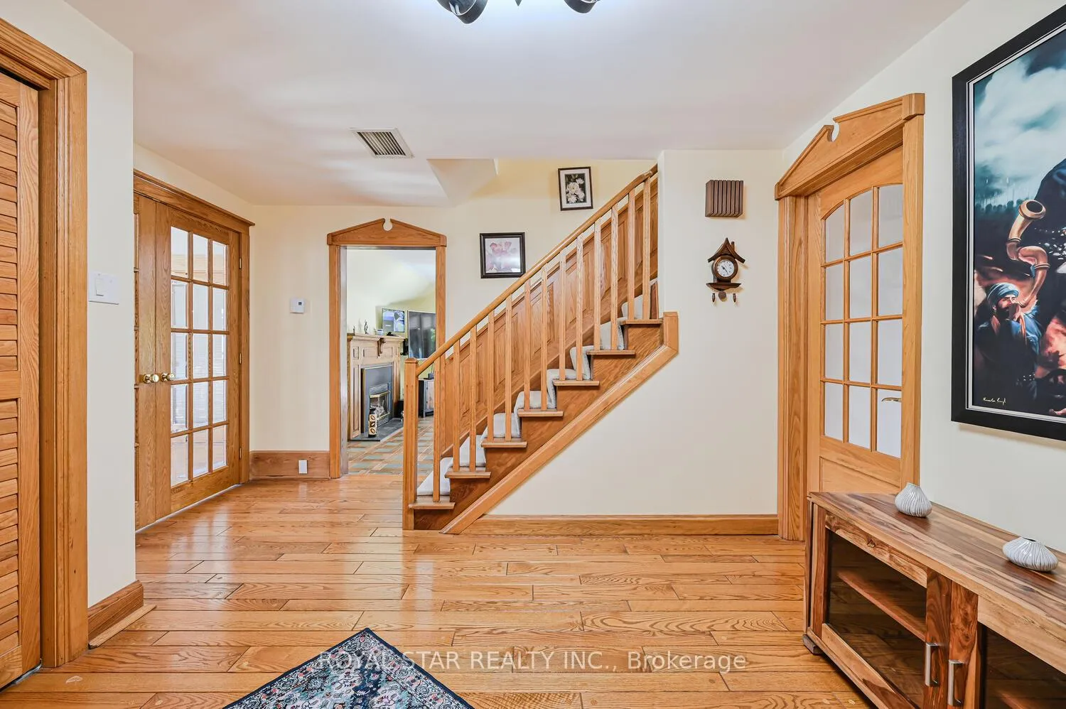 Photo 10 of 29 Cedar Drive, Caledon, Rural Caledon — HOMEH