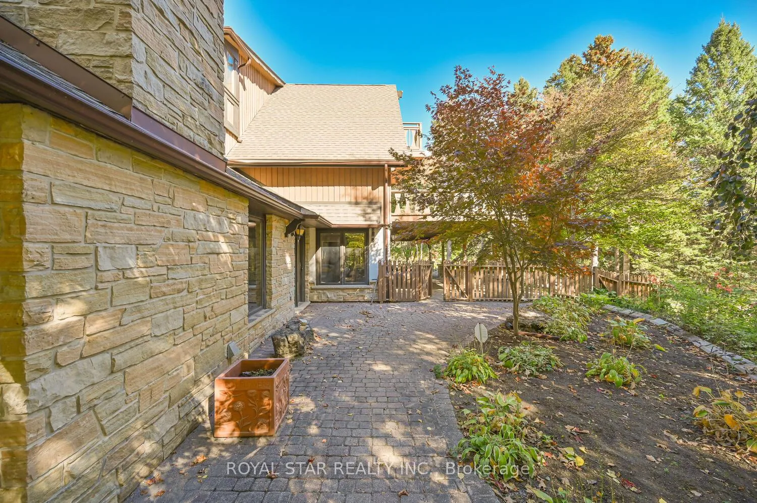 Photo 46 of 29 Cedar Drive, Caledon, Rural Caledon — HOMEH