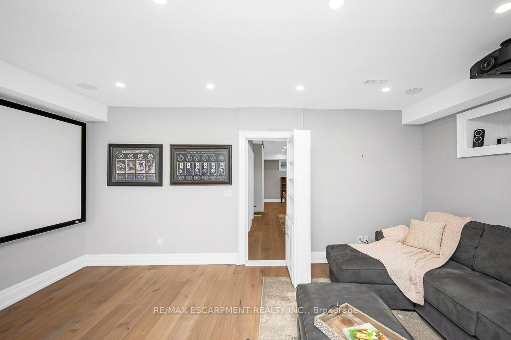 Photo 40 of 820 Cosburn Avenue, Toronto, East York — HOMEH