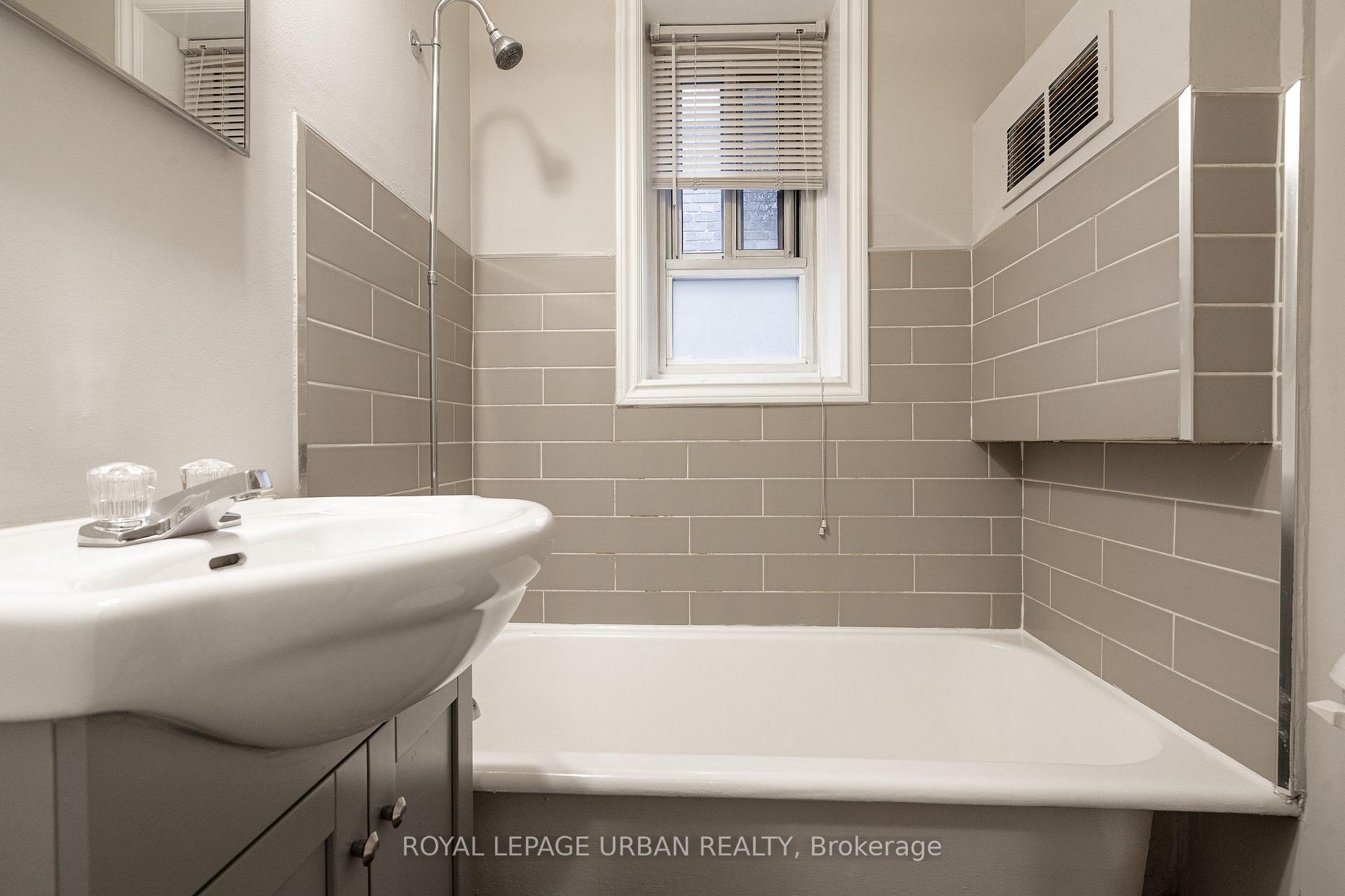Photo 4 of Unit 310, 54 Maitland Street, Toronto, Church-Yonge Corridor — HOMEH
