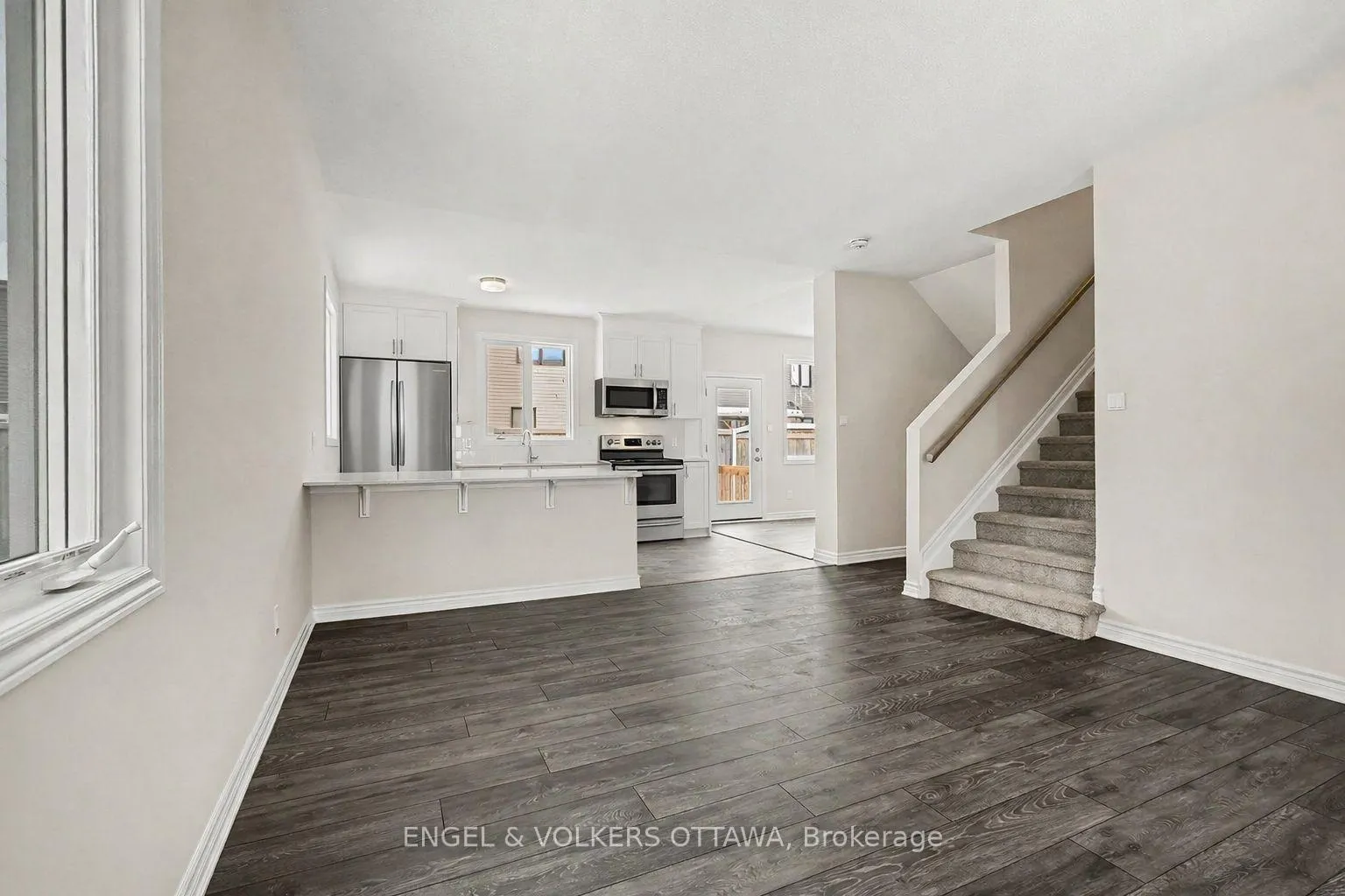 Photo 3 of 149 Ryan Reynolds Way, Ottawa, Avalon West — HOMEH