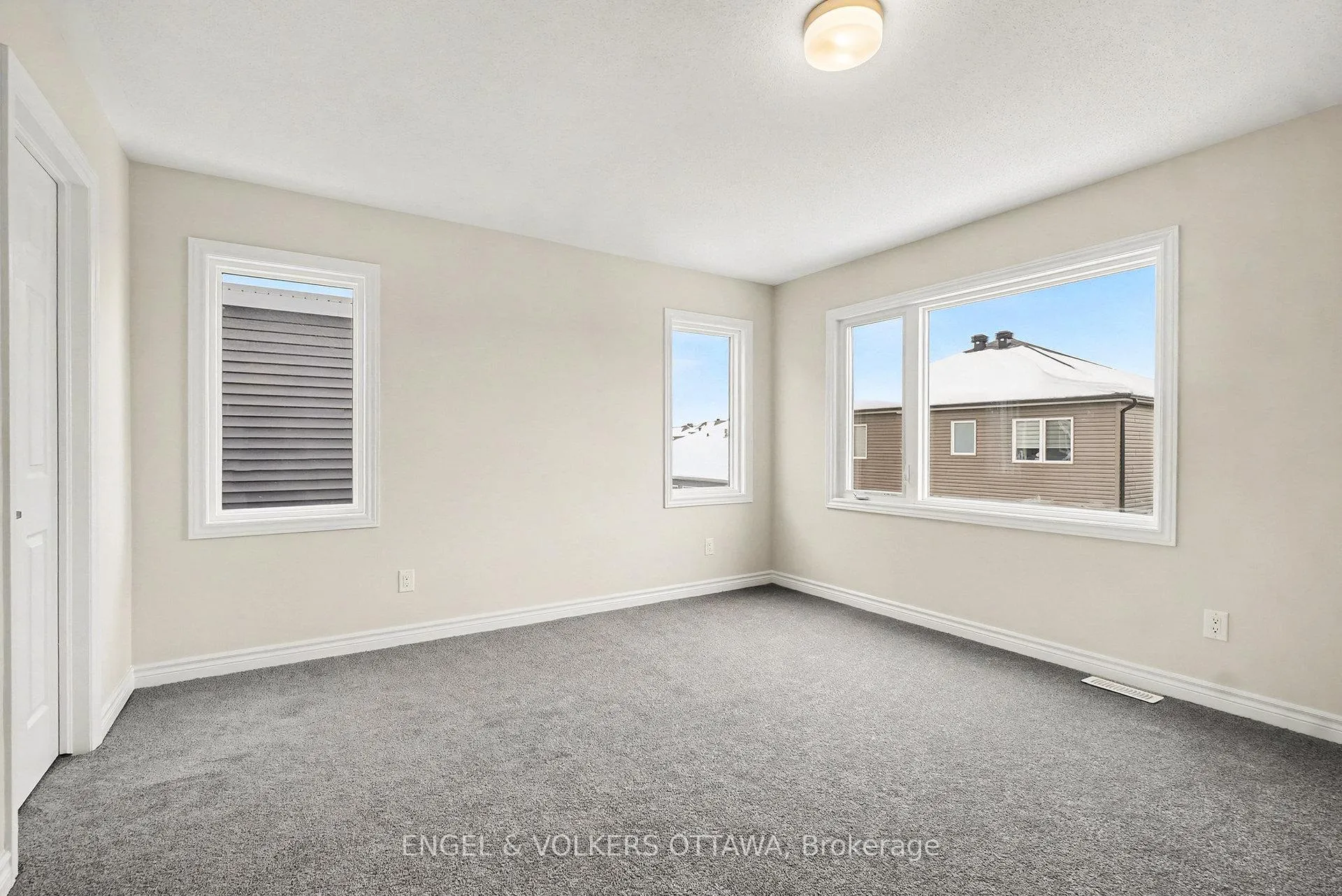 Photo 10 of 149 Ryan Reynolds Way, Ottawa, Avalon West — HOMEH