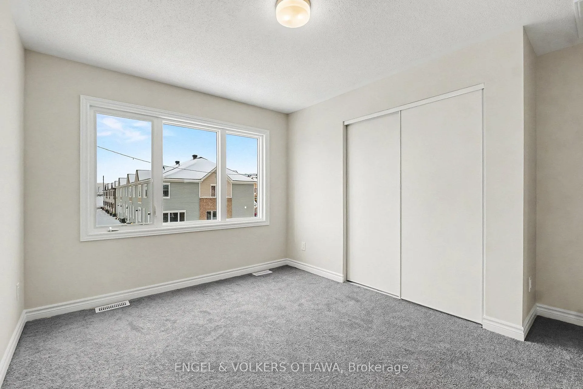 Photo 12 of 149 Ryan Reynolds Way, Ottawa, Avalon West — HOMEH