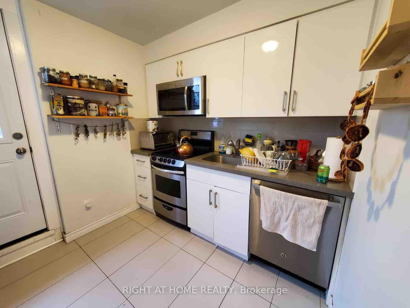 Photo 2 of Unit 2, 715 Ossington Avenue, Toronto, Palmerston-Little Italy — HOMEH