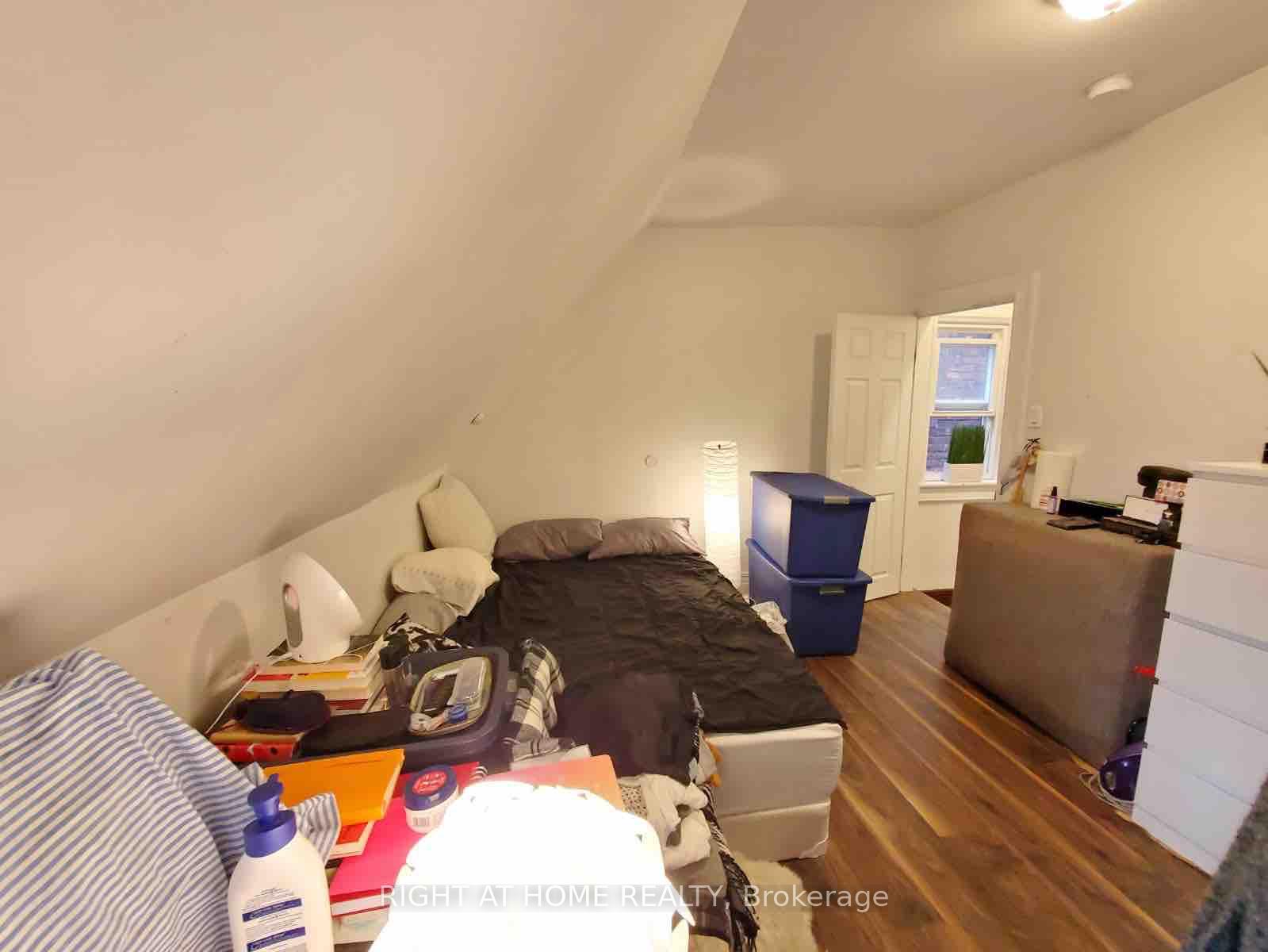 Photo 6 of Unit 2, 715 Ossington Avenue, Toronto, Palmerston-Little Italy — HOMEH