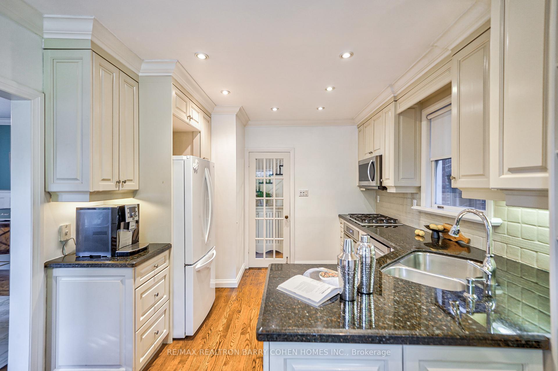 Photo 11 of 115 Glenview Avenue, Toronto, Lawrence Park South — HOMEH