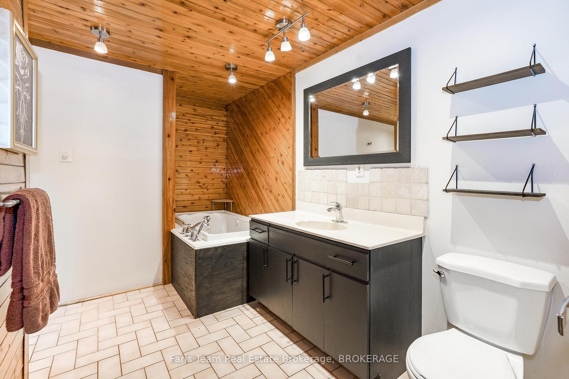 Photo 11 of 138 Richard Street, Tay, Victoria Harbour — HOMEH