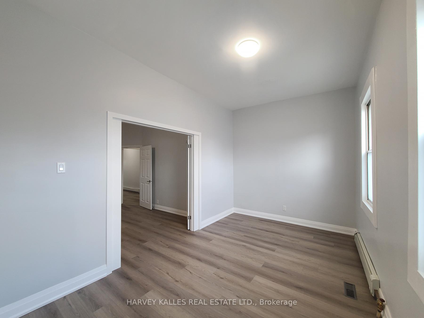 Photo 4 of Unit 2nd flr, 204 Augusta Avenue, Toronto, Kensington-Chinatown — HOMEH