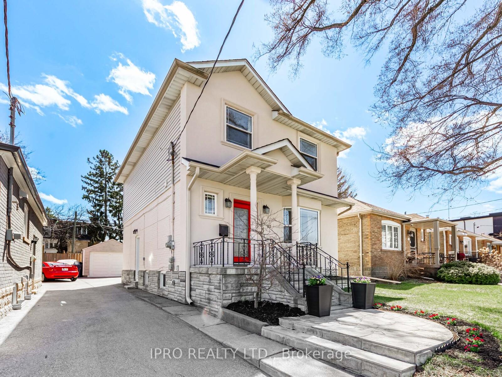Photo 2 of 117 Virginia Avenue, Toronto, Danforth Village-East York — HOMEH