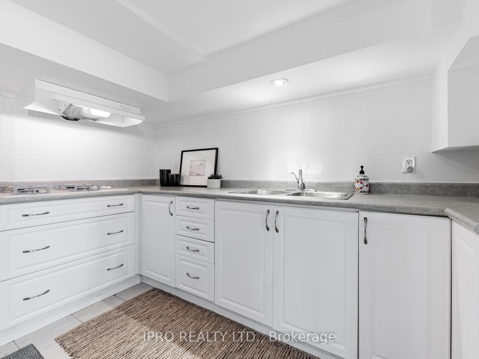 Photo 32 of 117 Virginia Avenue, Toronto, Danforth Village-East York — HOMEH