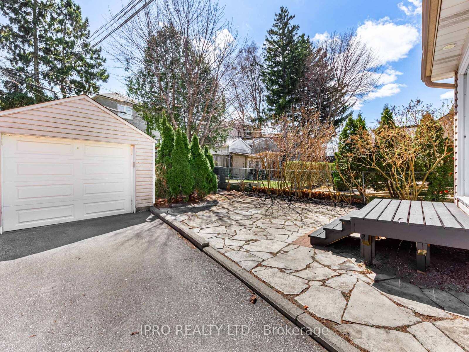 Photo 37 of 117 Virginia Avenue, Toronto, Danforth Village-East York — HOMEH