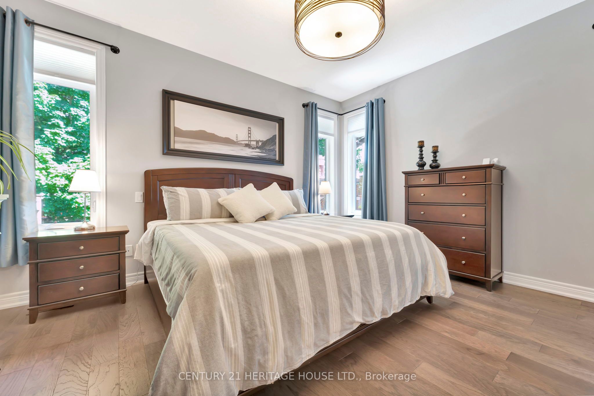 Photo 61 of 23 Hampton Street, Brant, Paris — HOMEH