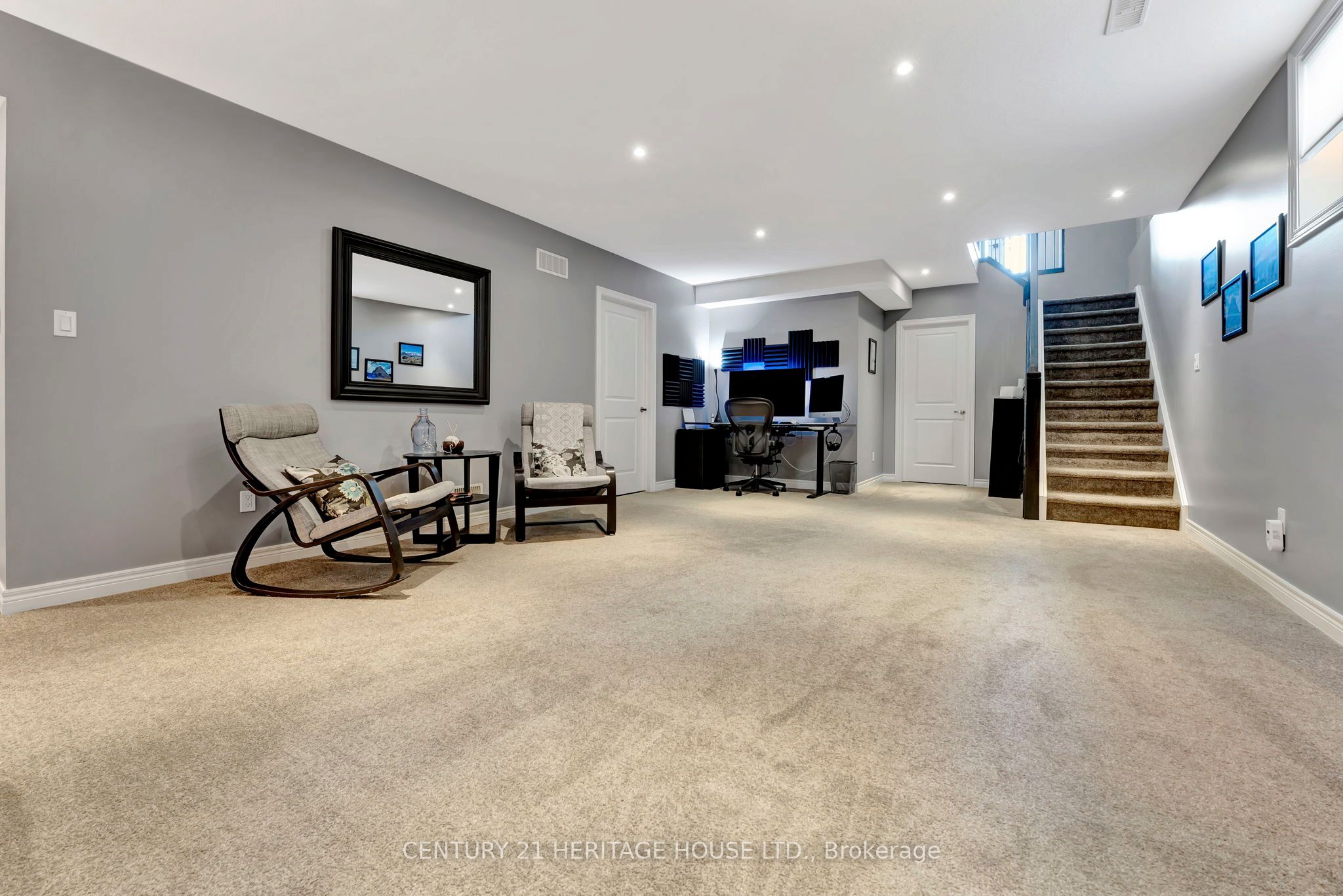 Photo 74 of 23 Hampton Street, Brant, Paris — HOMEH