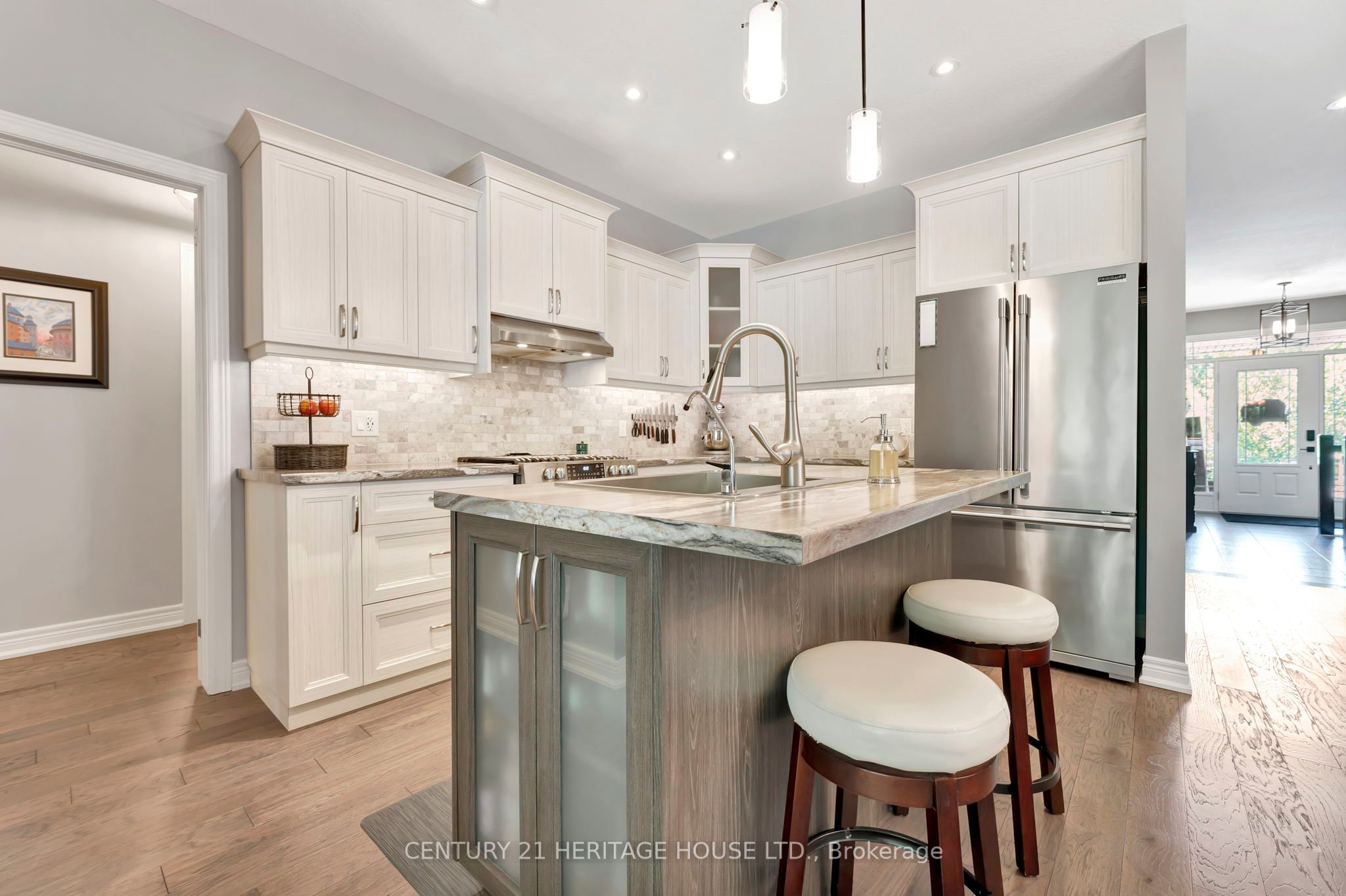 Photo 51 of 23 Hampton Street, Brant, Paris — HOMEH