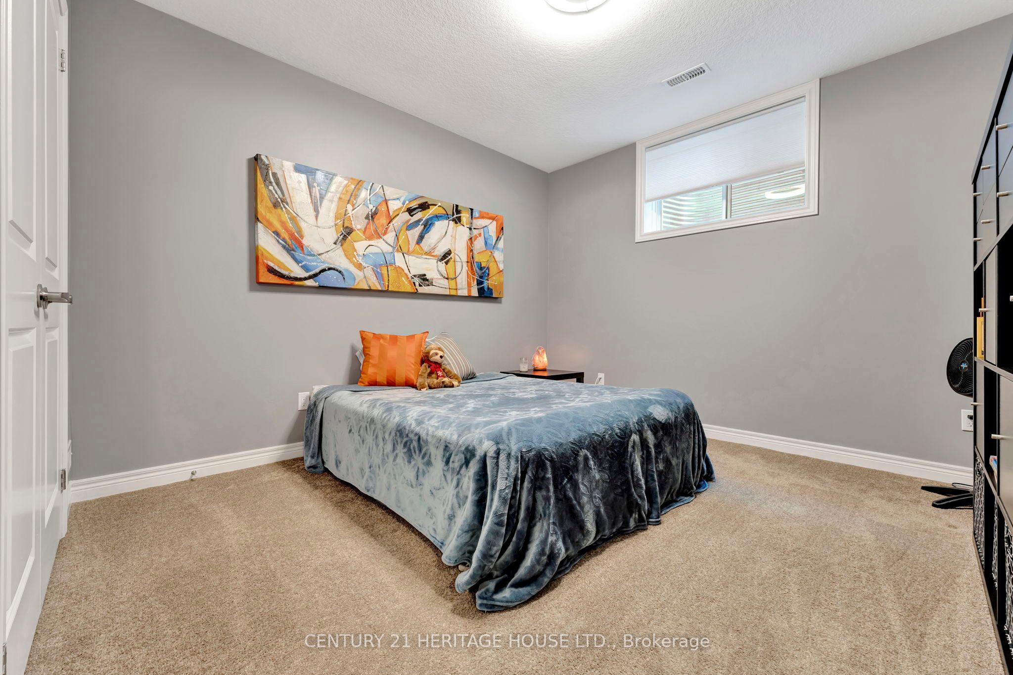 Photo 75 of 23 Hampton Street, Brant, Paris — HOMEH