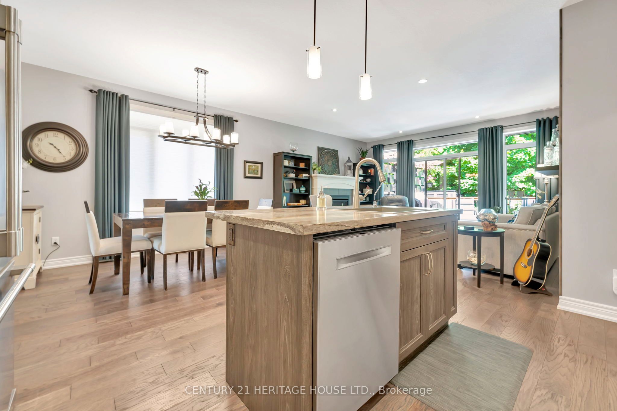 Photo 56 of 23 Hampton Street, Brant, Paris — HOMEH