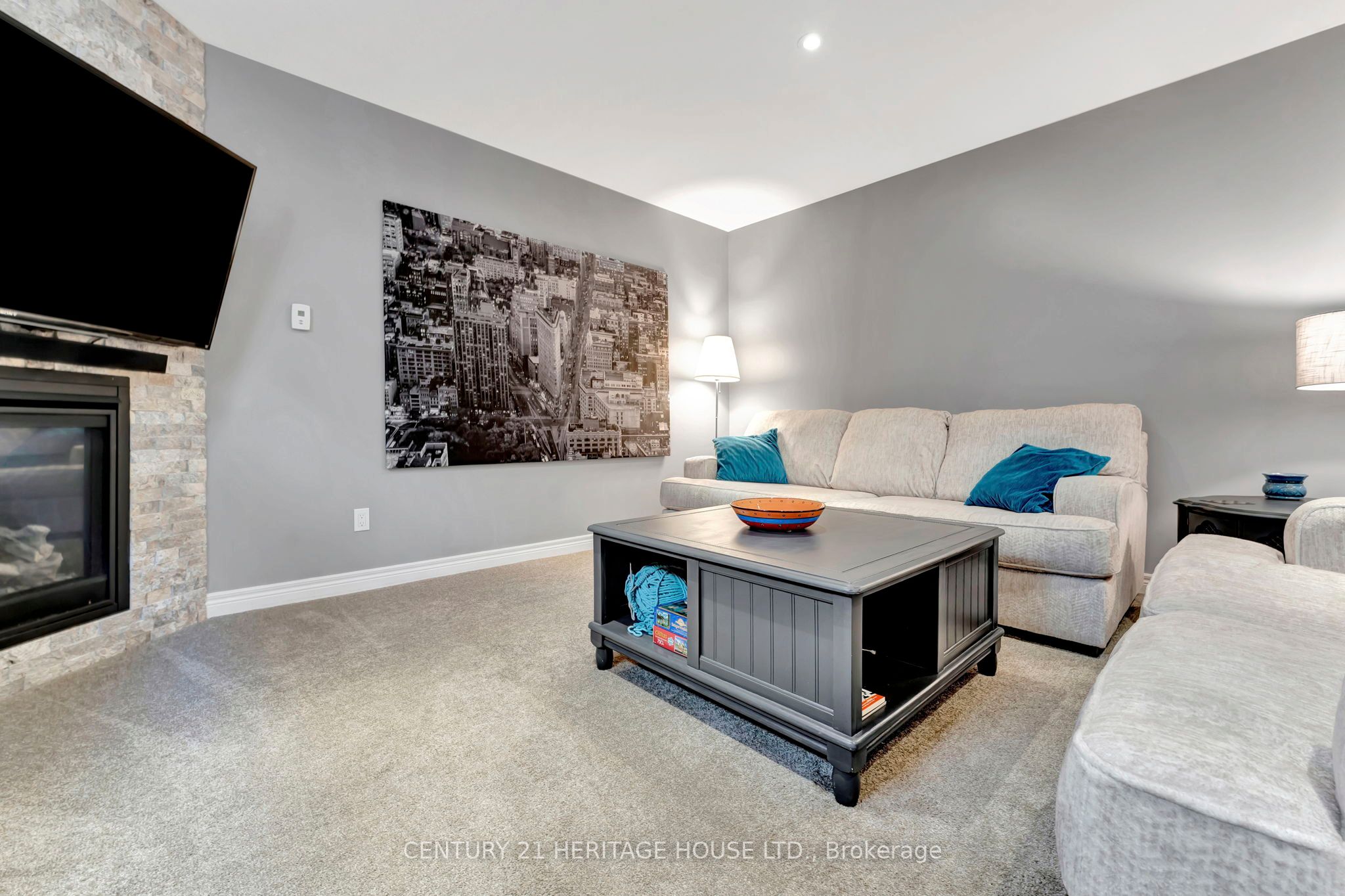 Photo 72 of 23 Hampton Street, Brant, Paris — HOMEH